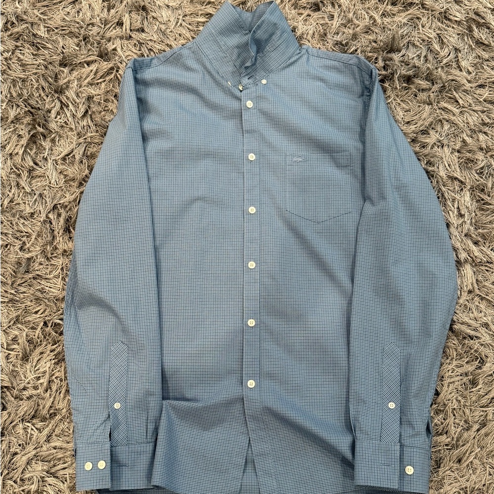 Lacoste Dress Shirt. Mens Medium